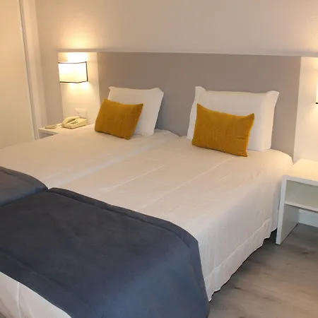Hotel Costa De Prata 3*
