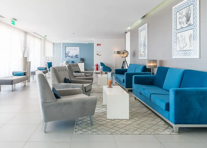 ホテル Costa De Prata 3*